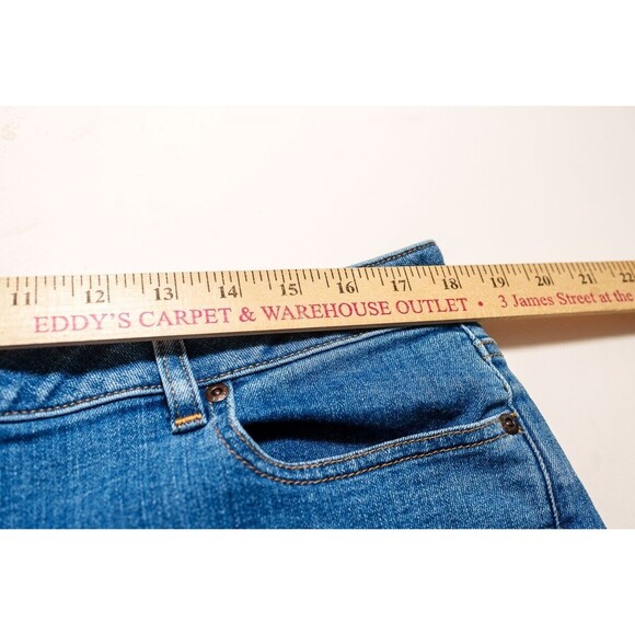 LL Bean womens Jeans Classic Fit 18 Petite high rise straight - Picture 7 of 9